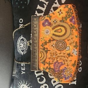 Stunning Vintage Beaded Clasp Close Clutch 9.5"x6"